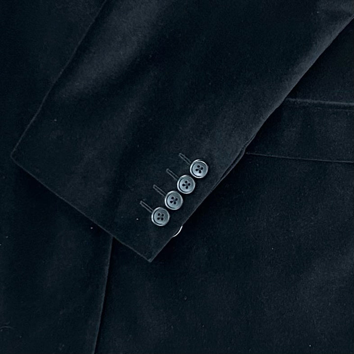 ADOLFO 2BTD SOLID VELVET SPORT JACKET-BLACK Sleeves button