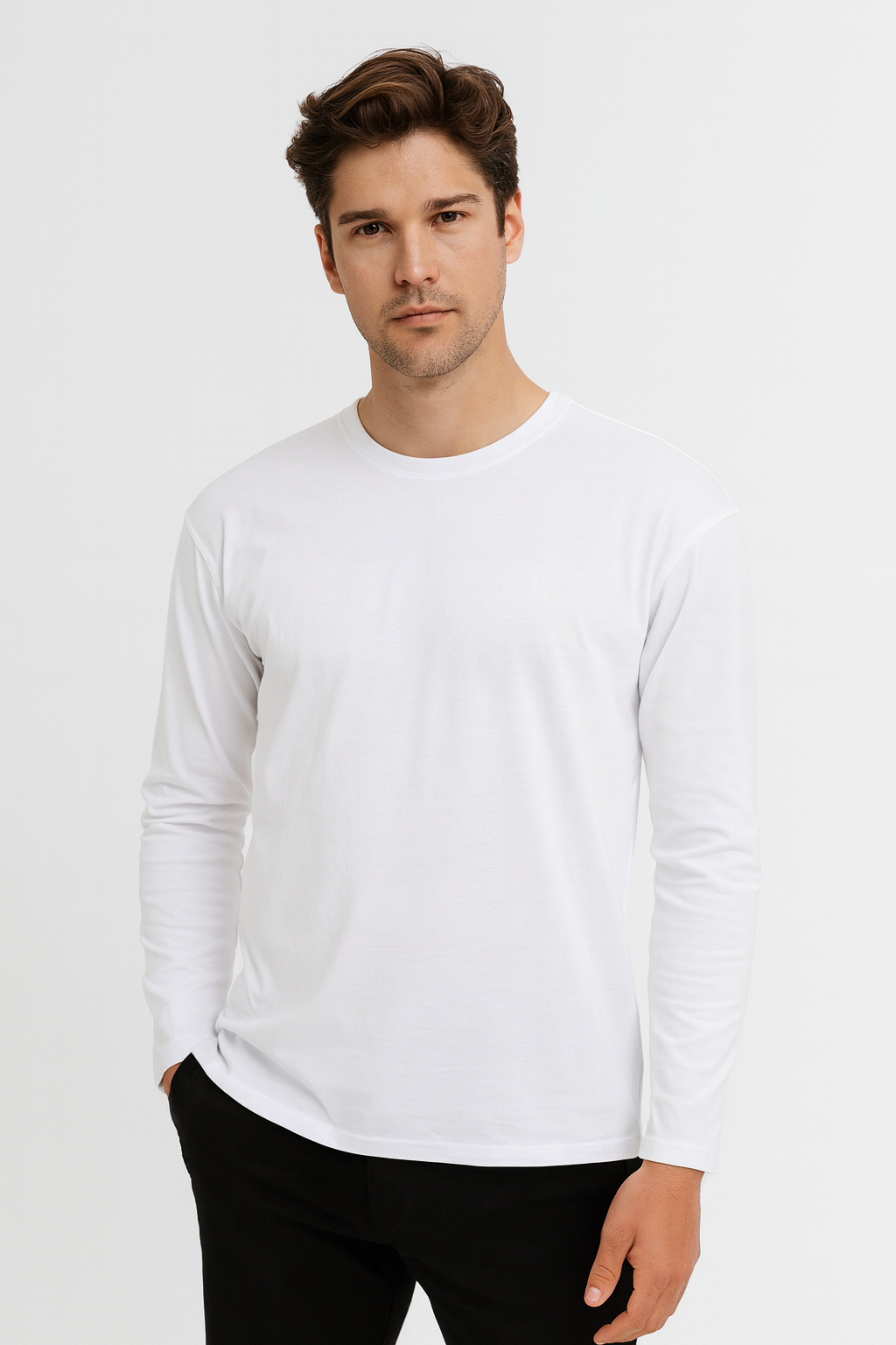 Brain Uomo Pima Cotton Crew Neck Long Sleeve T-Shirt - shirt in Black - view 5 | New York Man Suits